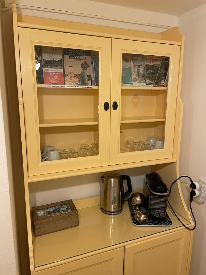 Merig'Home Chambre Bd Climatisee Dans Maison Avec Piscine Au Calme En Ville, Sdb & Toilettes Prives Ανγκουλέμ Εξωτερικό φωτογραφία